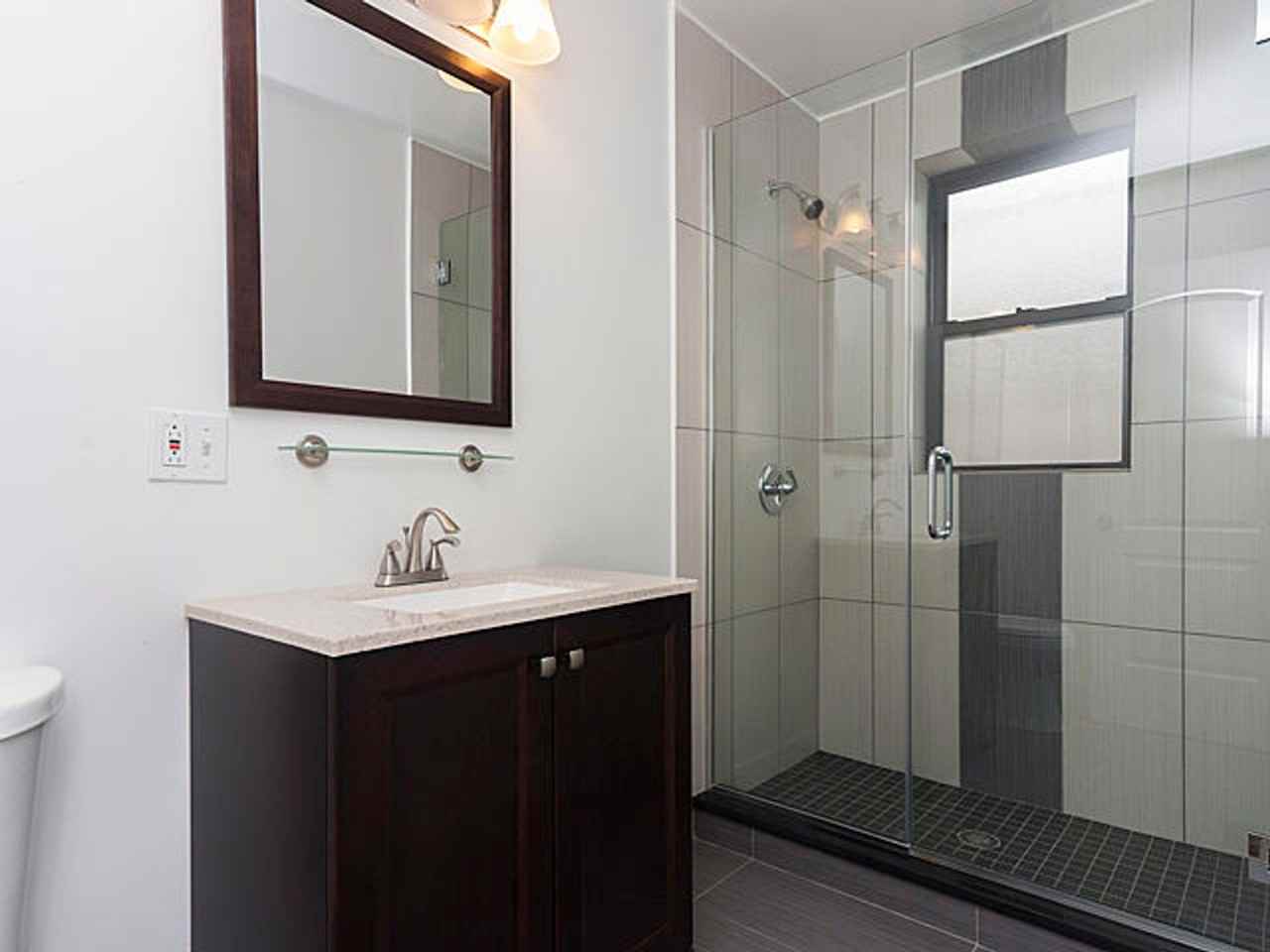 5553-59 N Magnolia - Photo 2 of 4