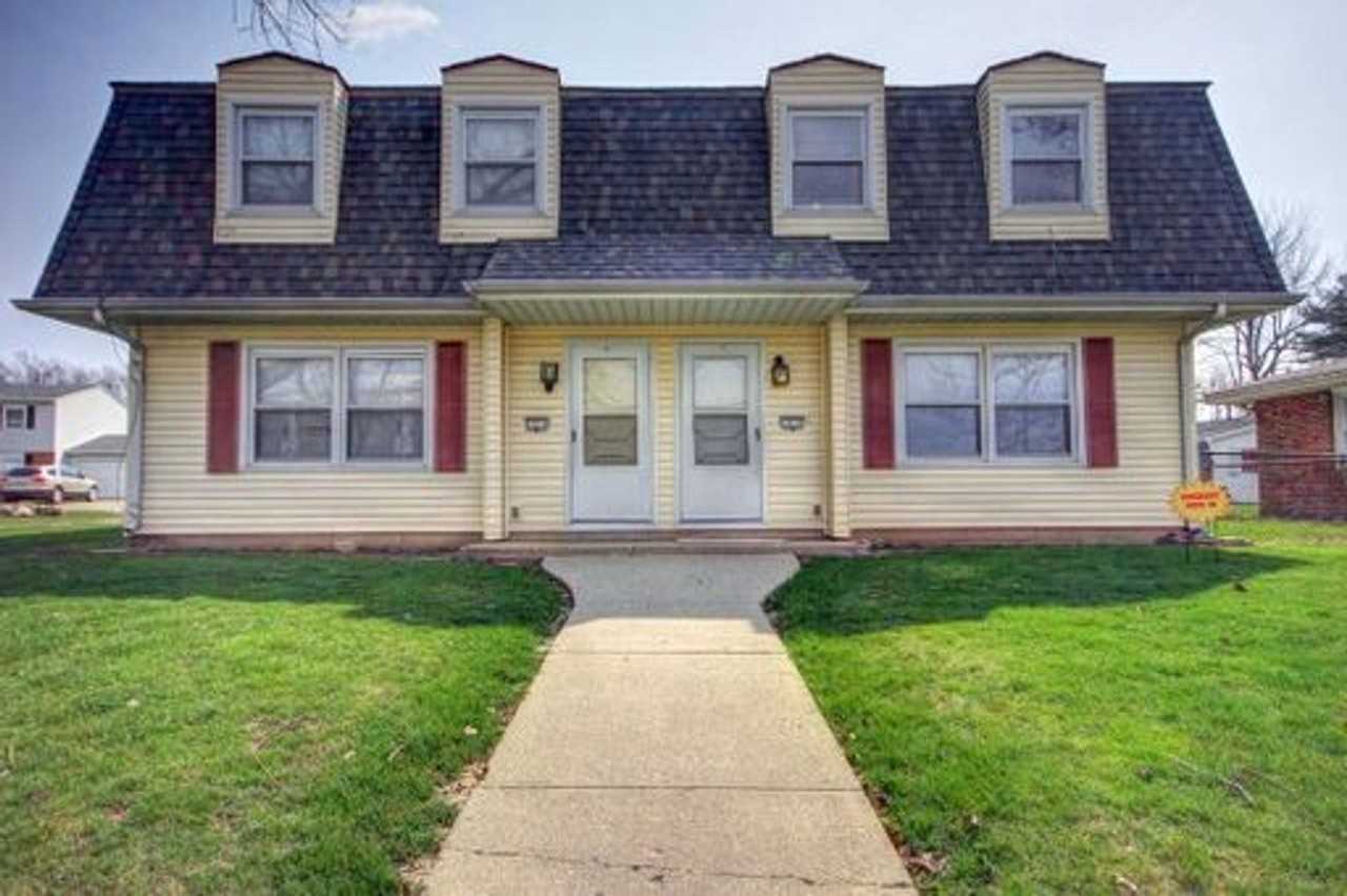 CR - 1010 Crescent Dr - Photo 2 of 9