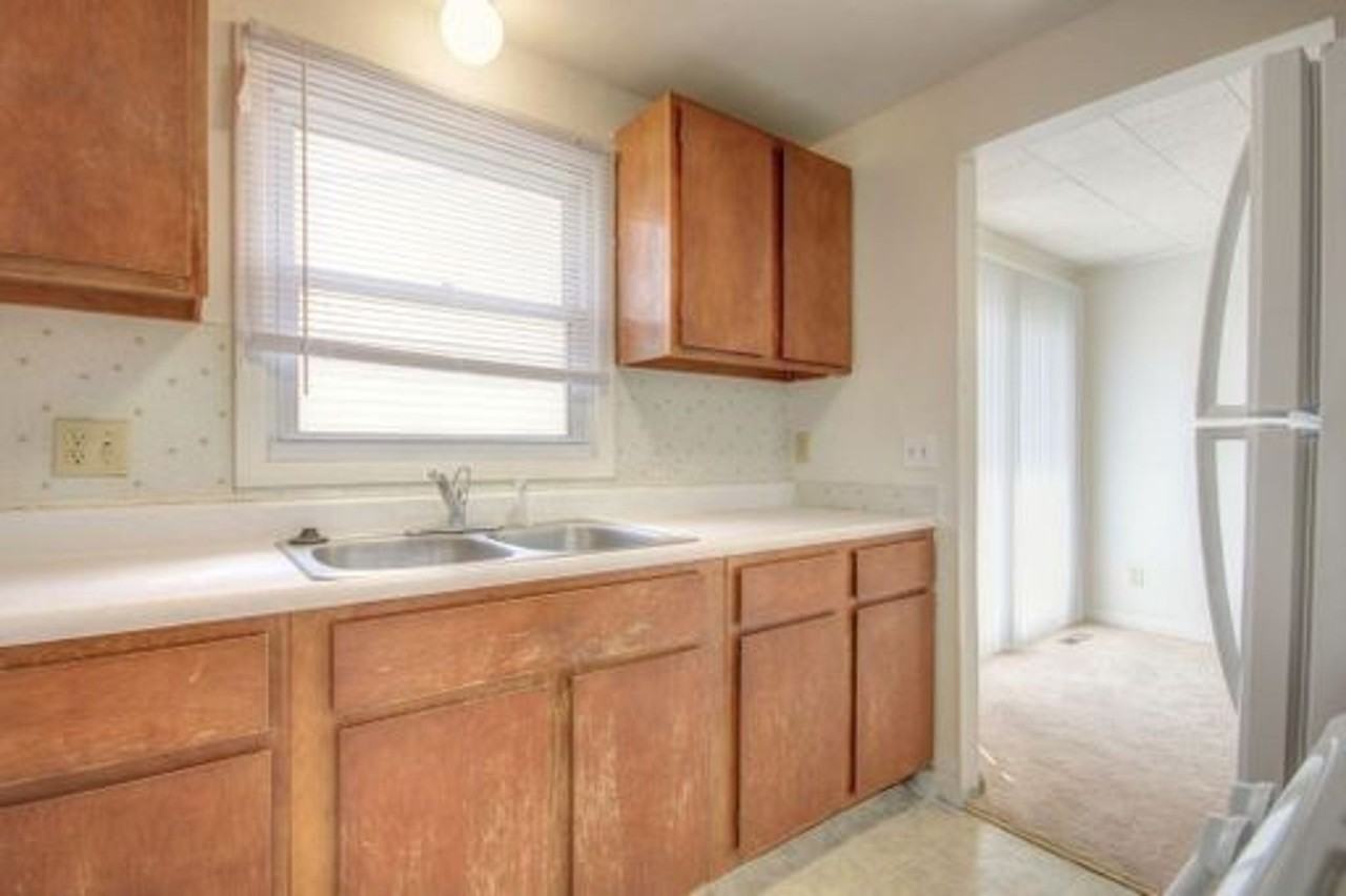 CR - 1010 Crescent Dr - Photo 6 of 9