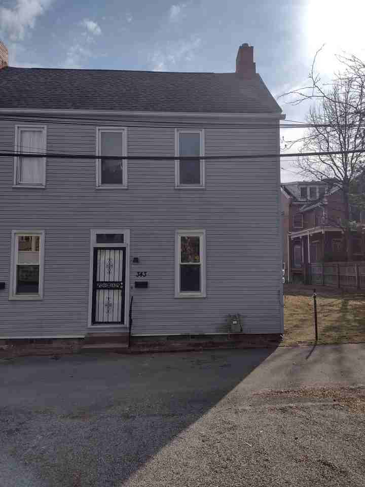 343 Rennig Way - Photo 2 of 28