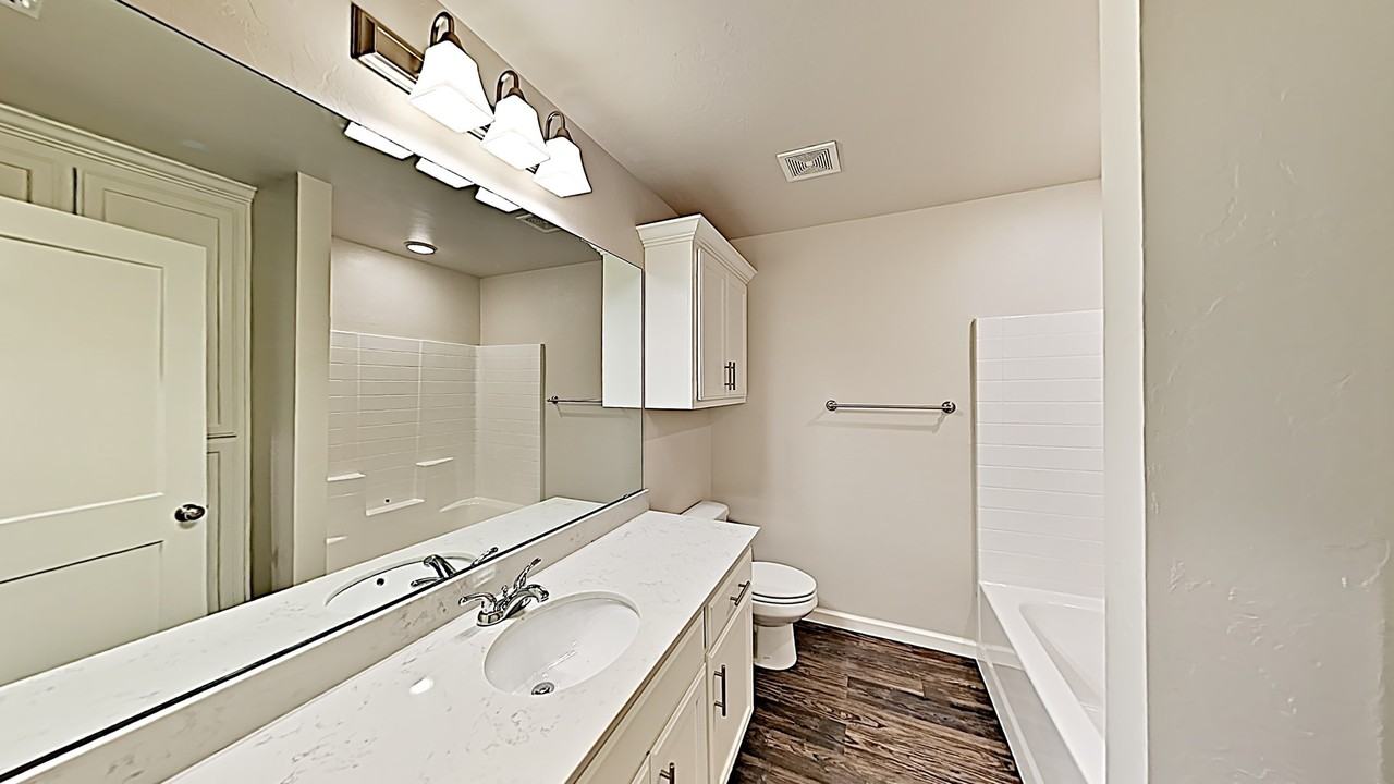 11521 Keystone Cir - Photo 5 of 13