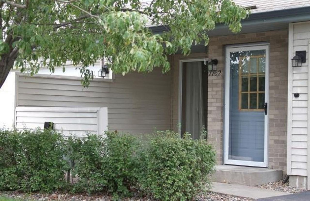 7762 79th St S - Photo 2 of 10