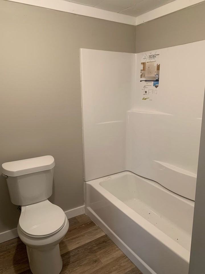 1012 Welsh St - Photo 6 of 13