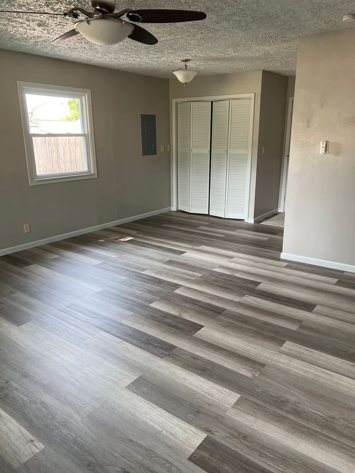 1118 Emerald Ln - Photo 2 of 9