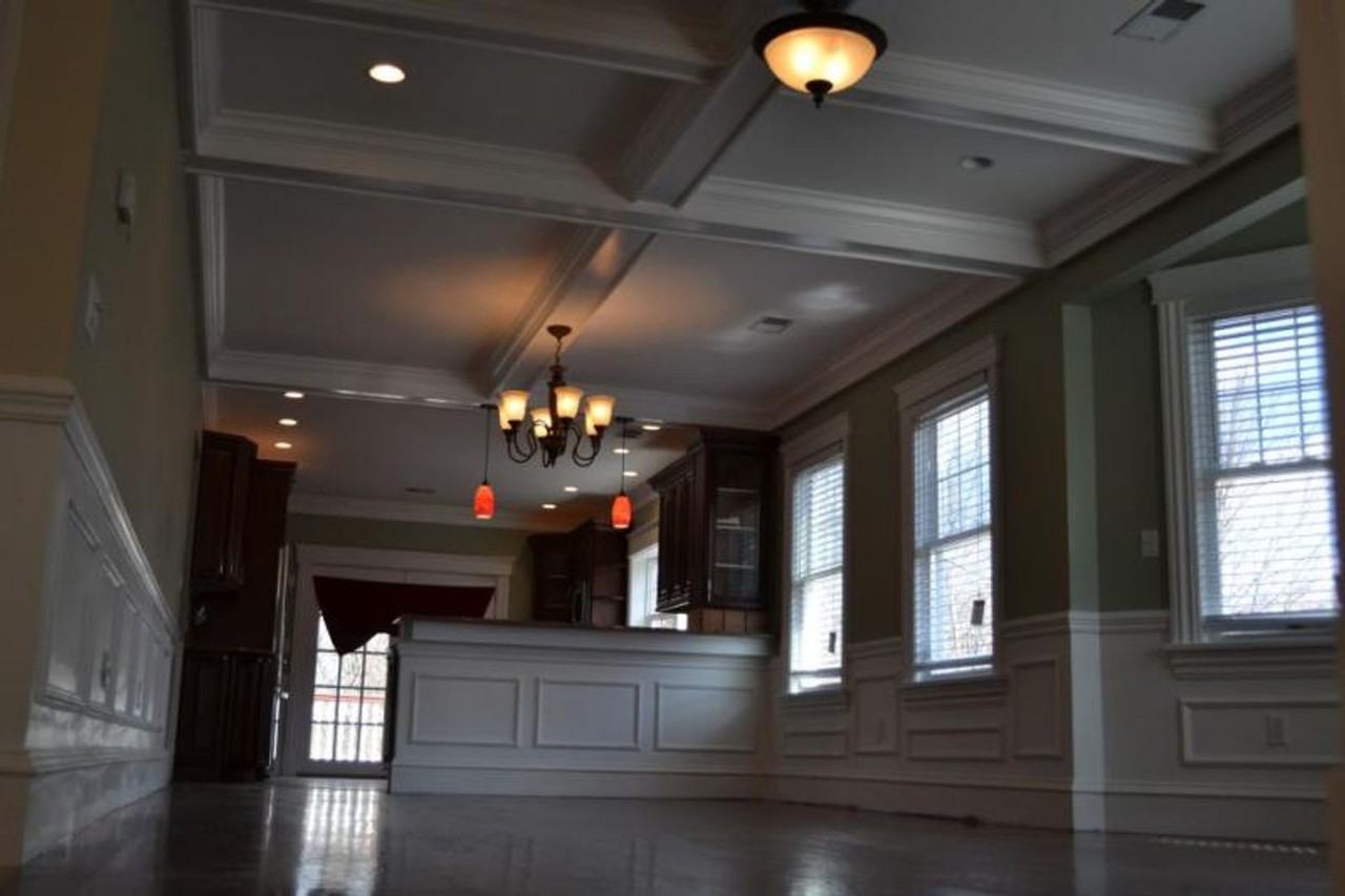 129 Nonantum St - Photo 4 of 32