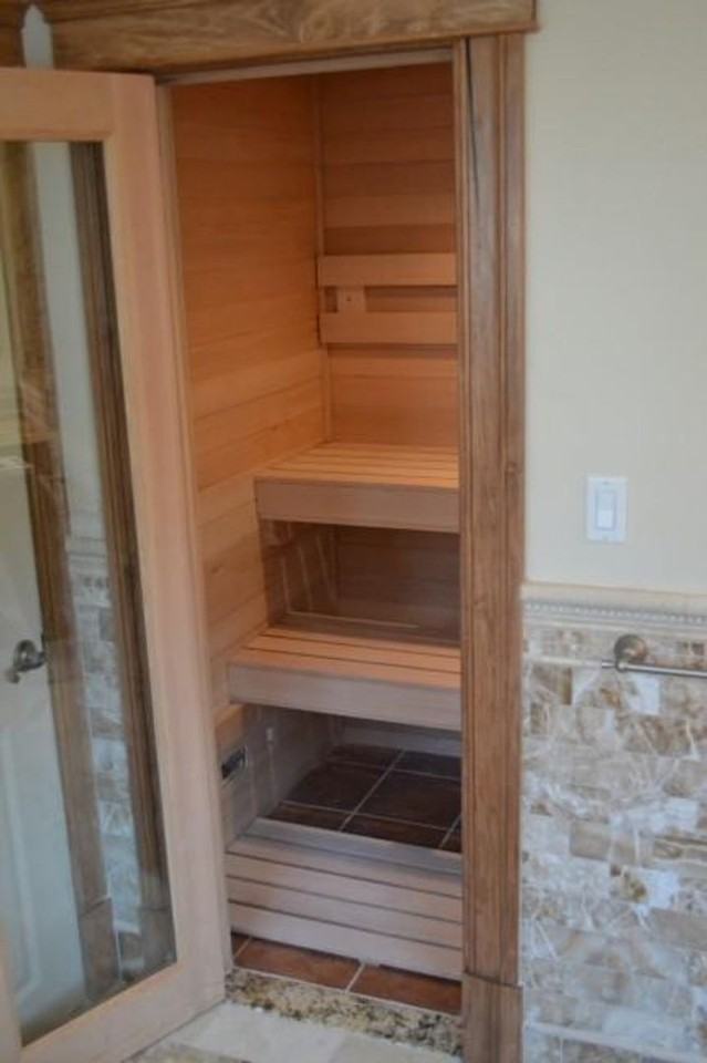 129 Nonantum St - Photo 5 of 32