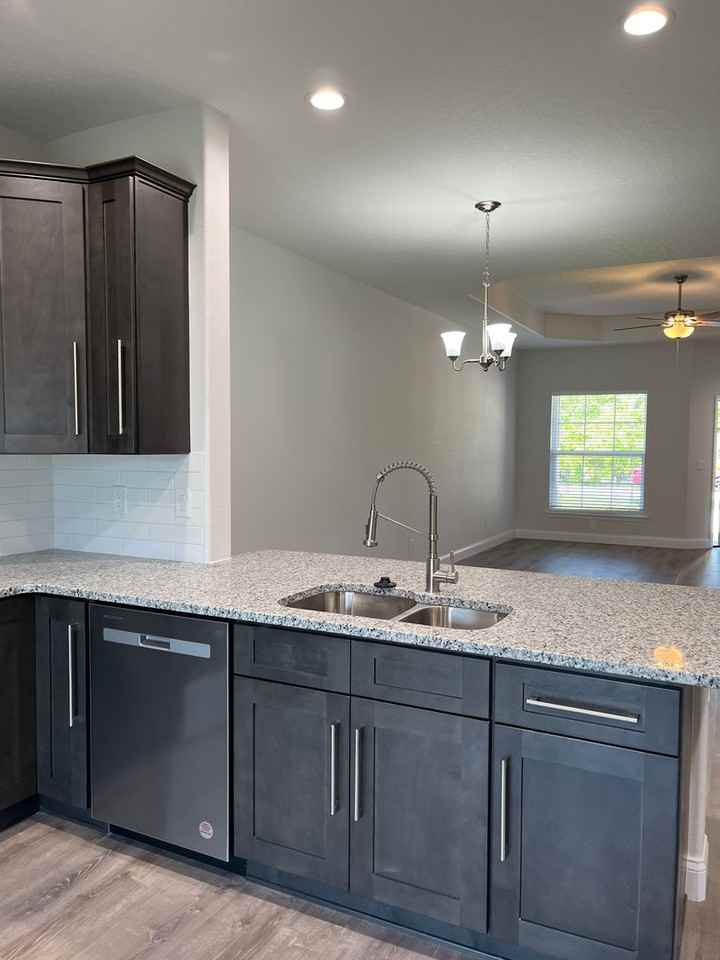 40 Pine Hill Ln - Photo 7 of 17