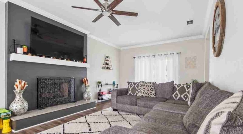 6914 Ross Dr - Photo 3 of 8