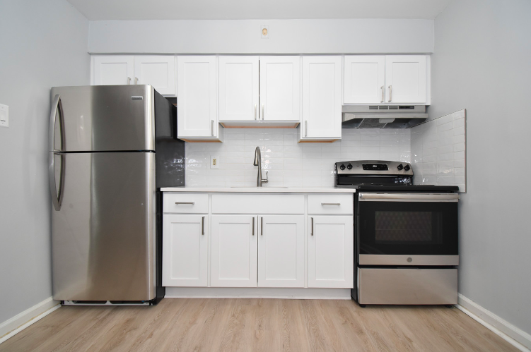 7200 Marion Ave #7 - Photo 4 of 23