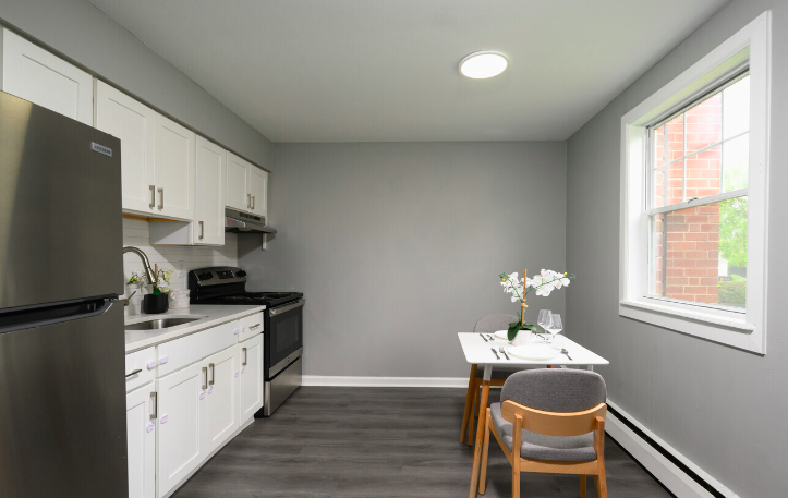 7200 Marion Ave #7 - Photo 6 of 23