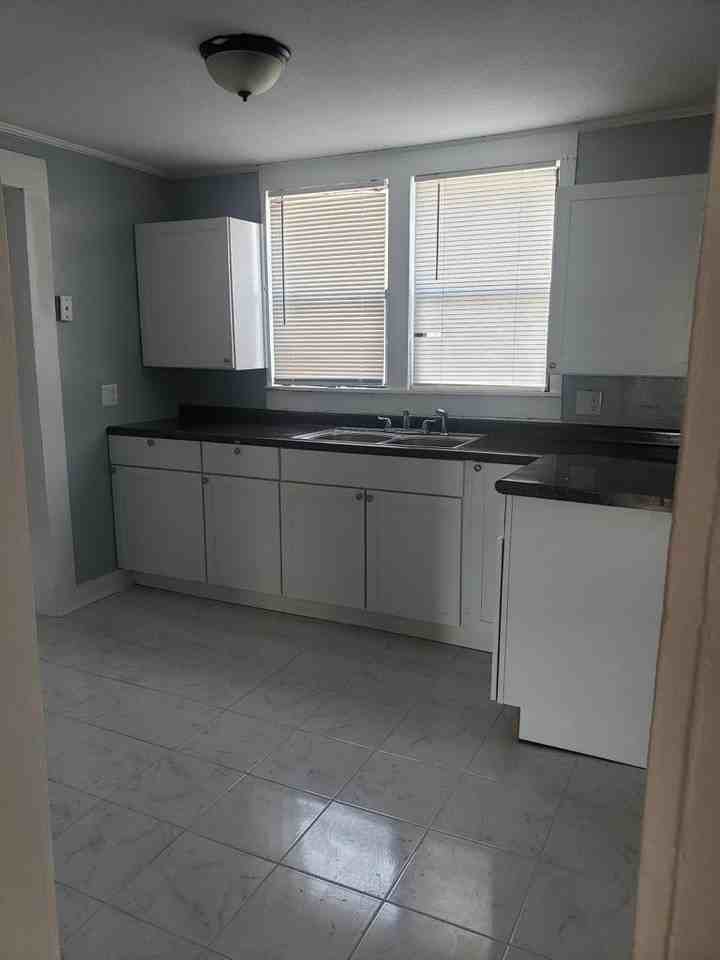 2123 E 3rd St #NA - Photo 2 of 8