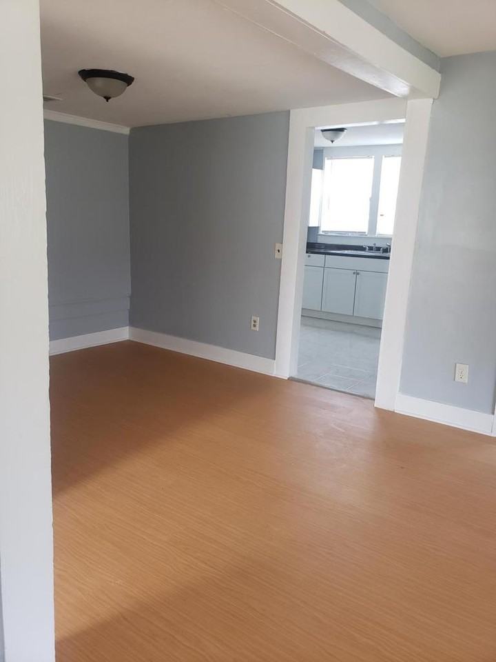 2123 E 3rd St #NA - Photo 6 of 8