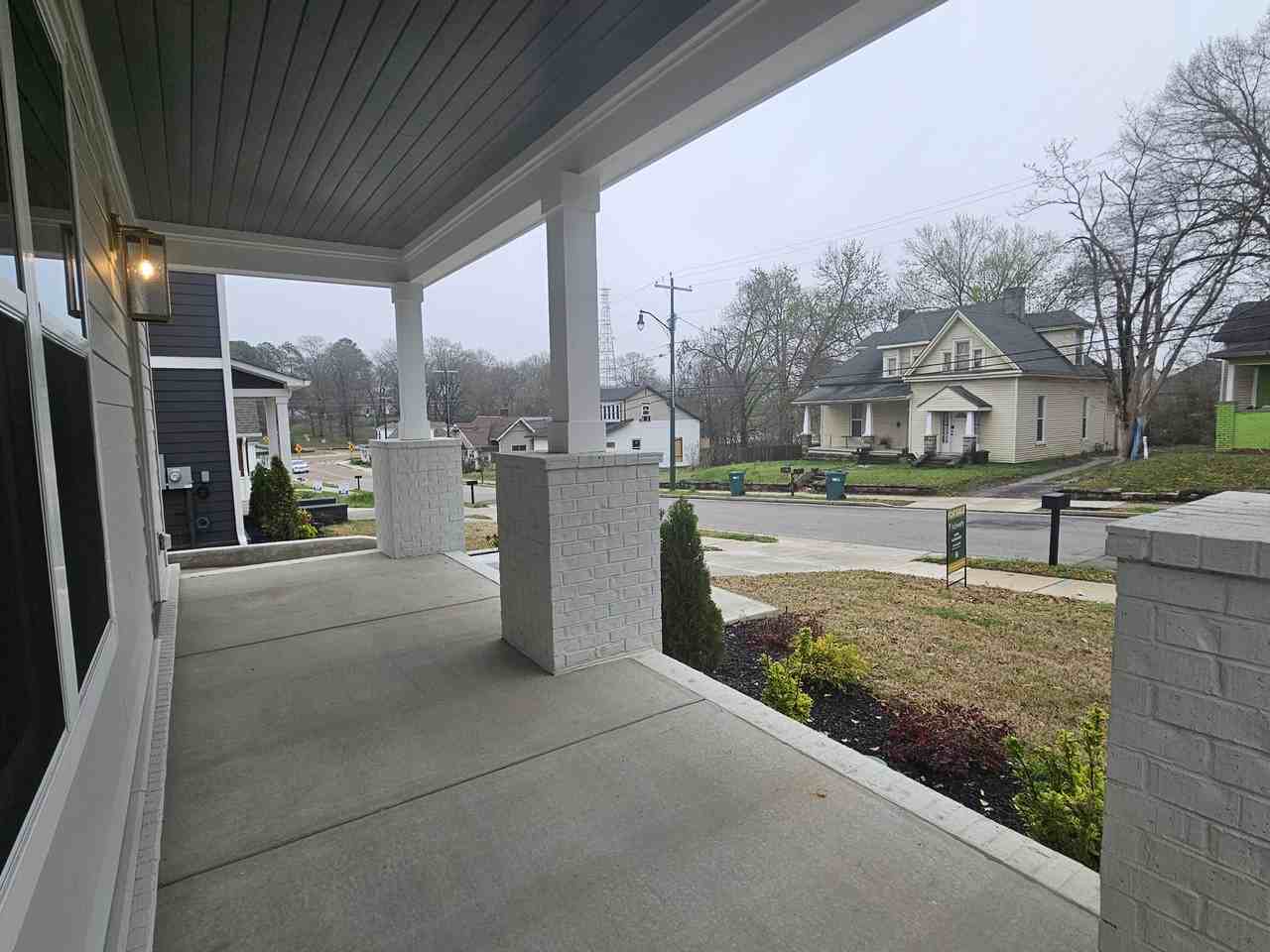 139 W Deaderick St #NA - Photo 2 of 50