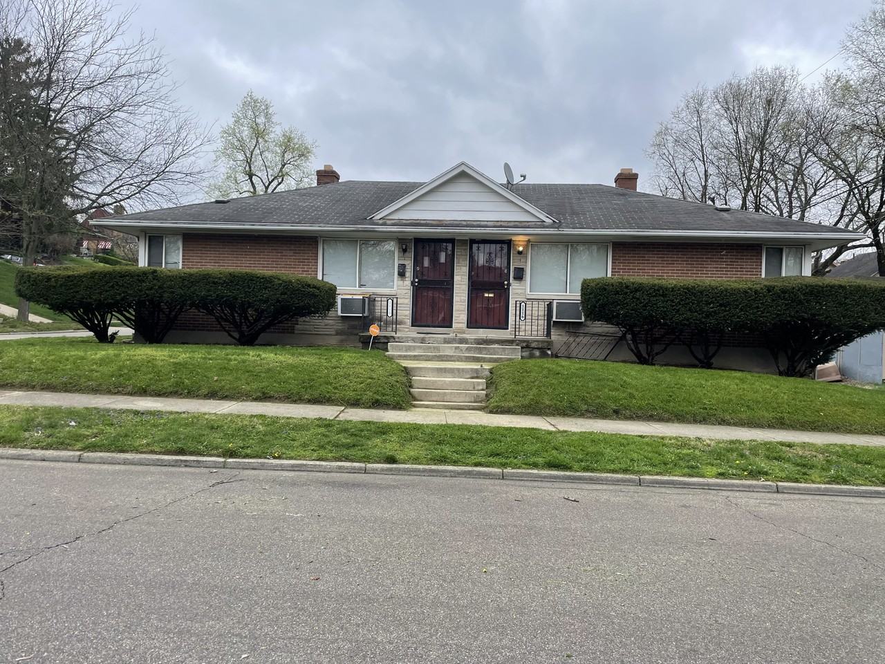 1118 Bridge St, Dayton, OH 45402 1 bedroom House Rental Zumper