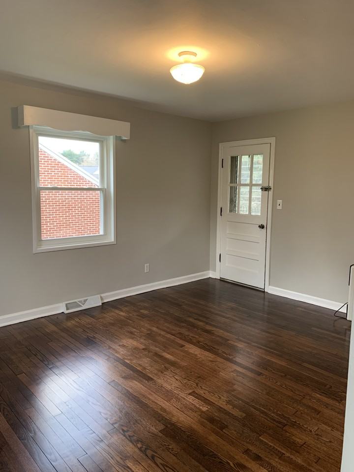 1307 Wadsworth St #NA - Photo 3 of 10