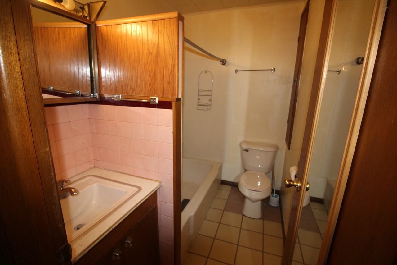 502 Wollan St #5 - Photo 3 of 9