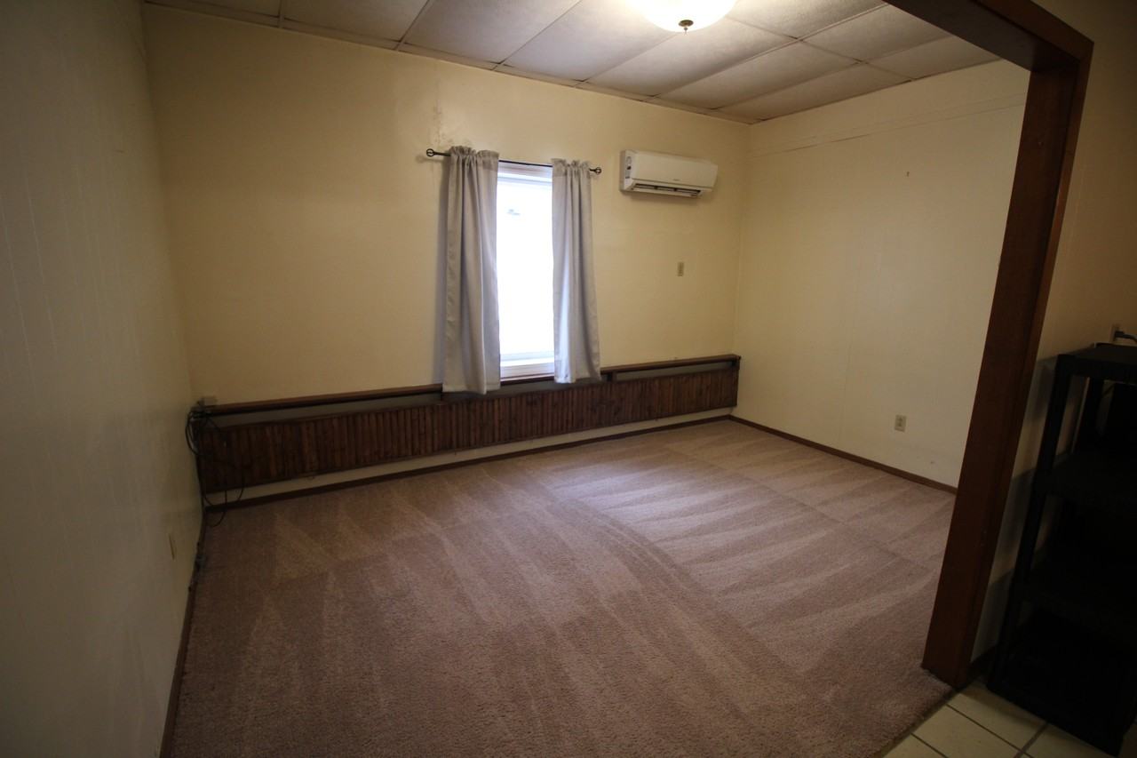 502 Wollan St #5 - Photo 5 of 9