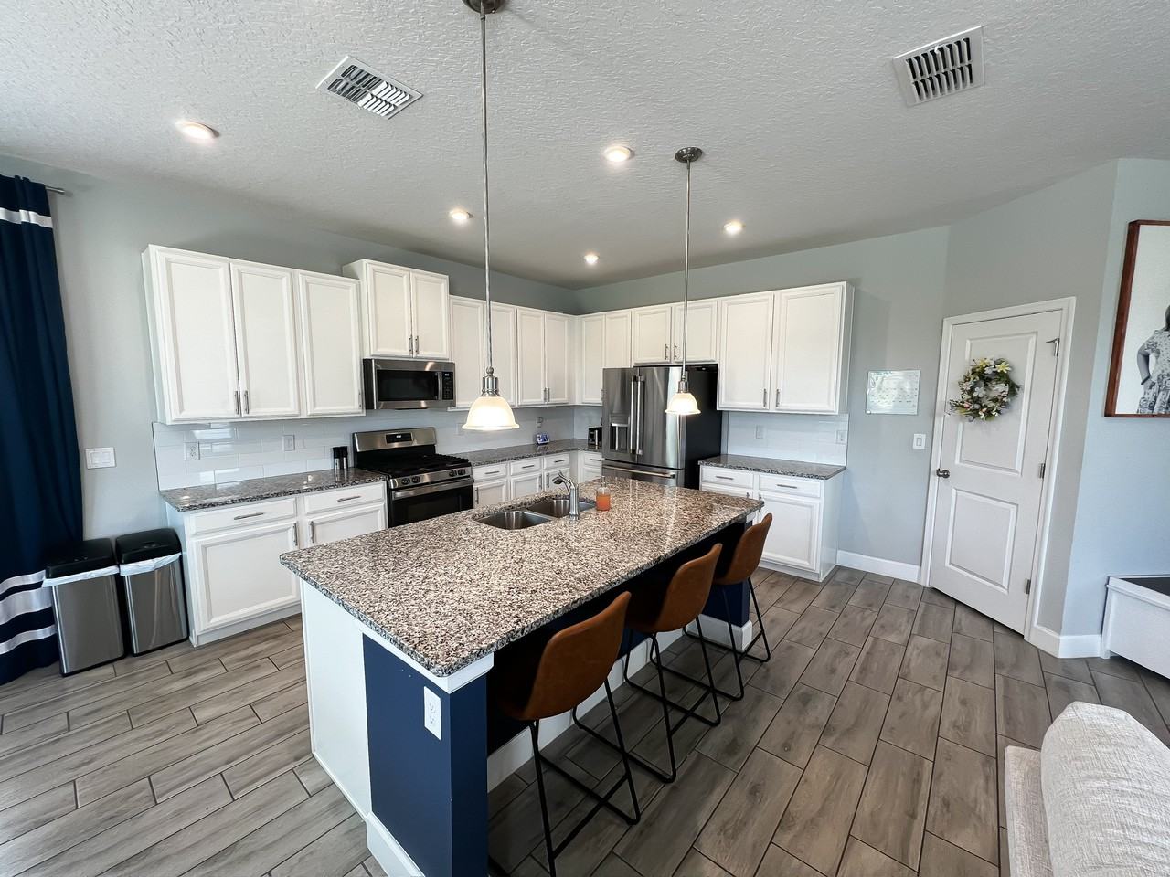 1585 Chelsea Manor Cir #NA - Photo 7 of 33