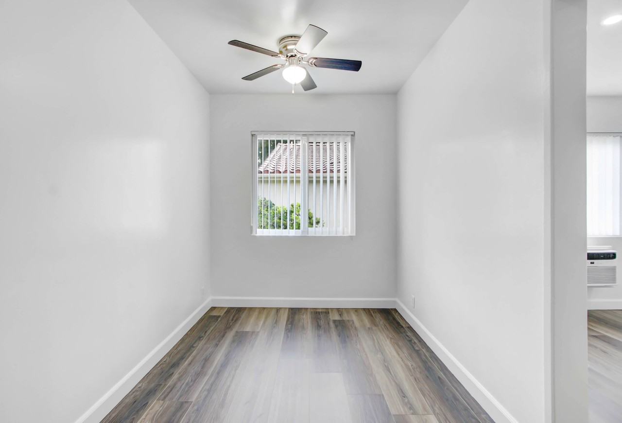 Country Club Apartments - Photo 7 of 57