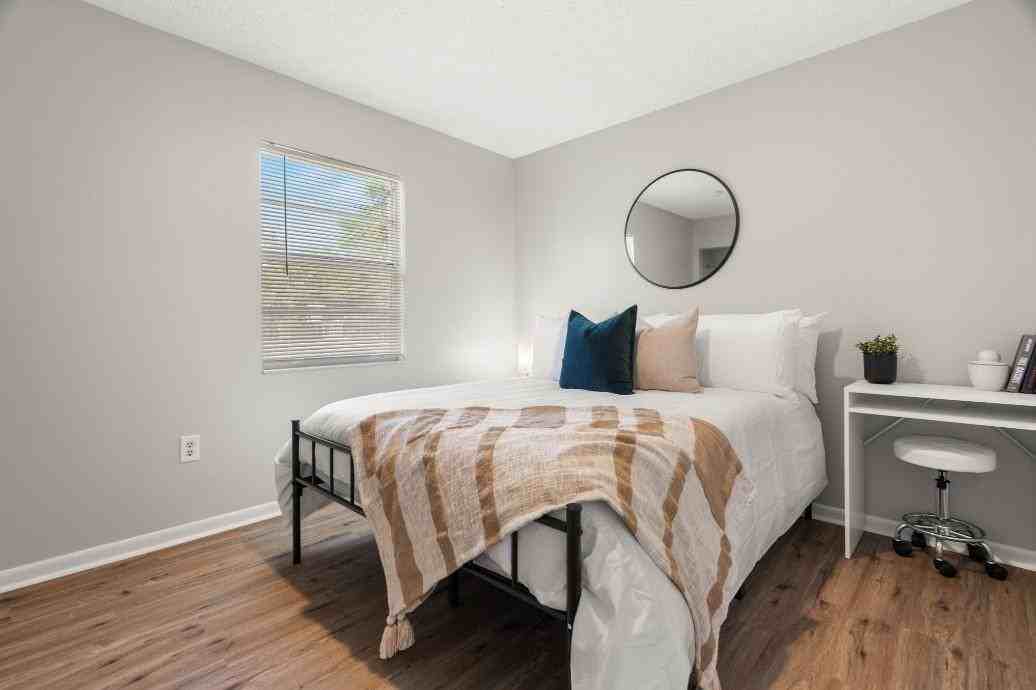 W Mclendon St - Photo 7 of 9