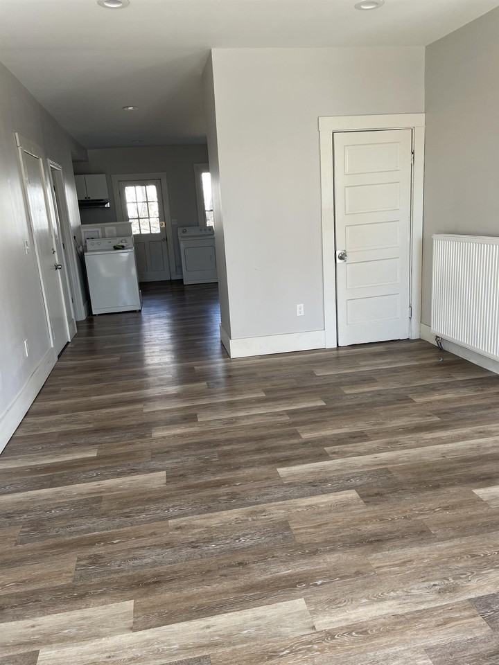 364 Merrimack St Apt 1 #364-1 - Photo 7 of 13