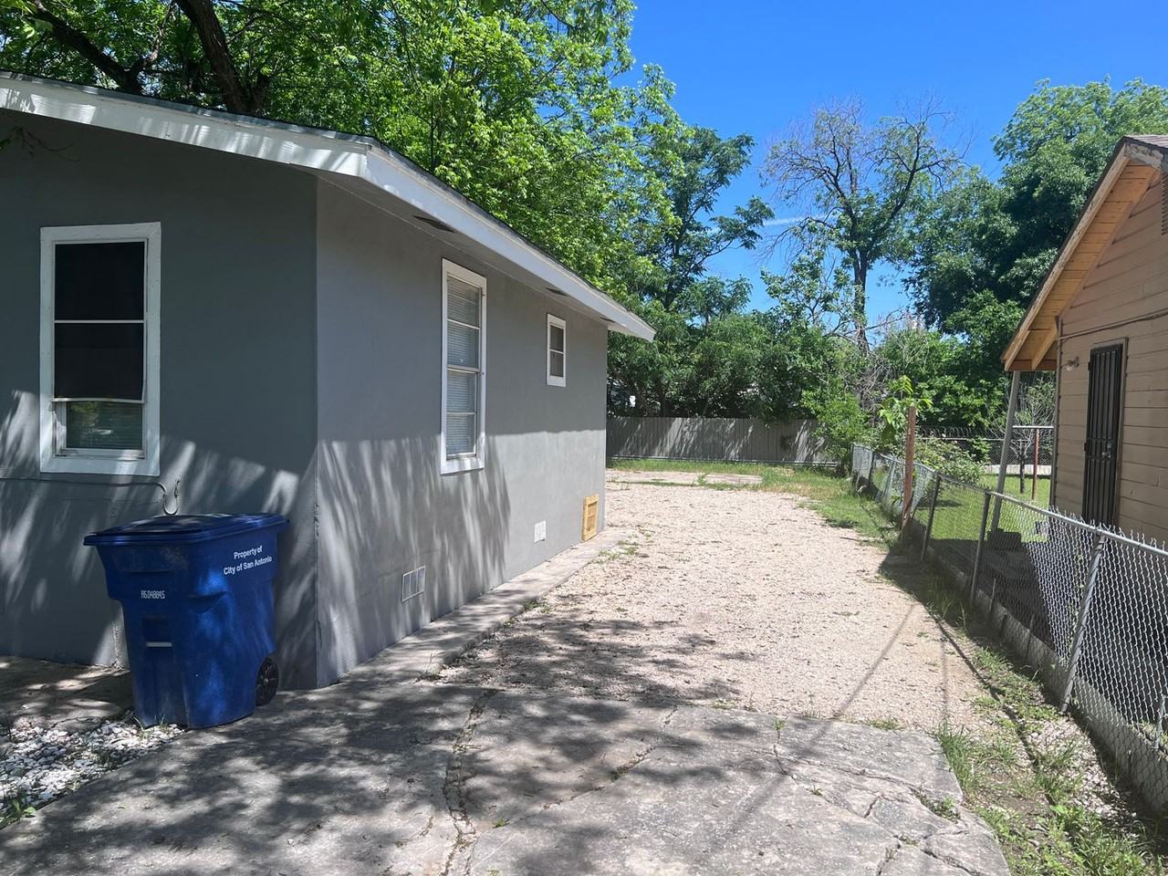 1217 Keats Street - Photo 3 of 20