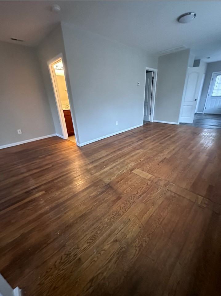 Three Bedroom Condo - Photo 4 of 9