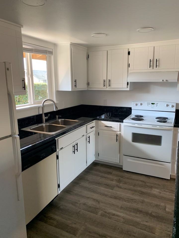 Orleans Street Apartments - Photo 2 of 13