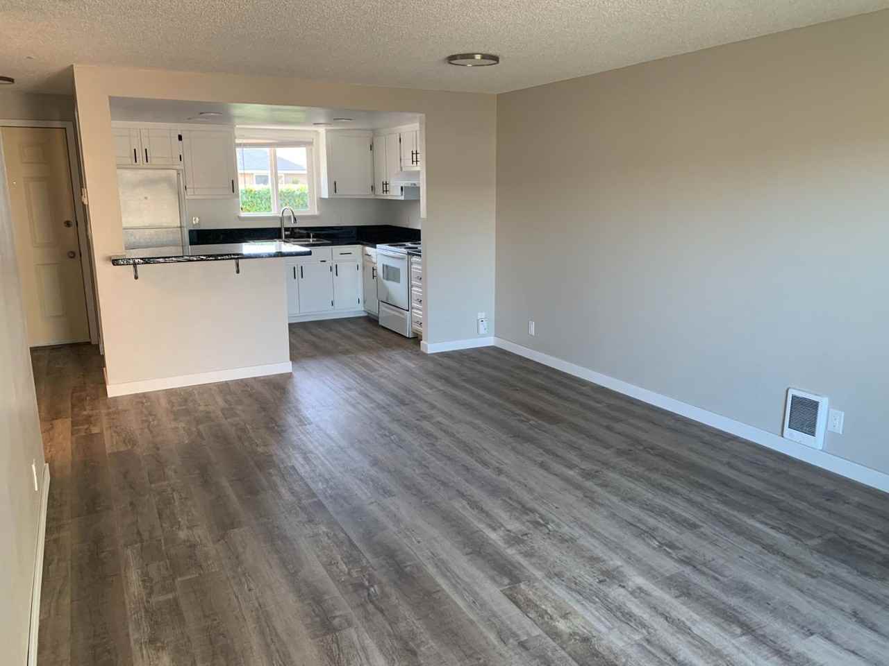 Orleans Street Apartments - Photo 4 of 13