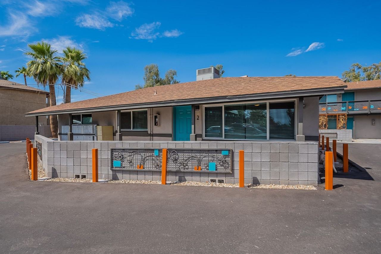 The Vines 1110 E Highland Ave, Phoenix, AZ 85014 Apartment for Rent