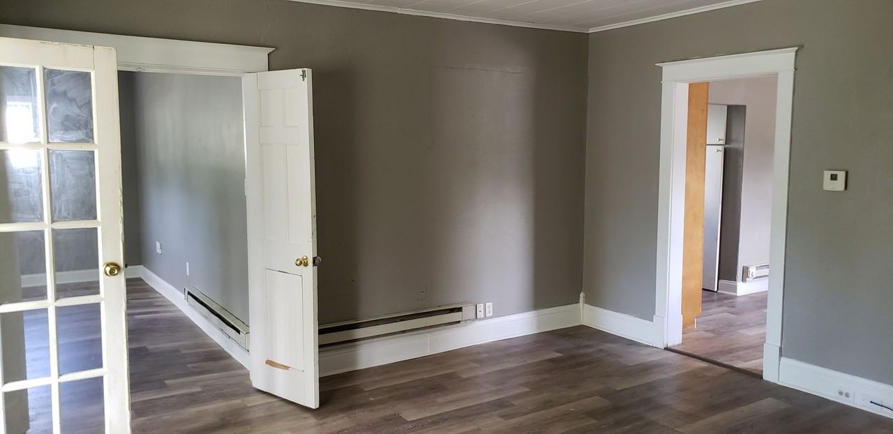 317 N 4th Avenue - Photo 4 of 5