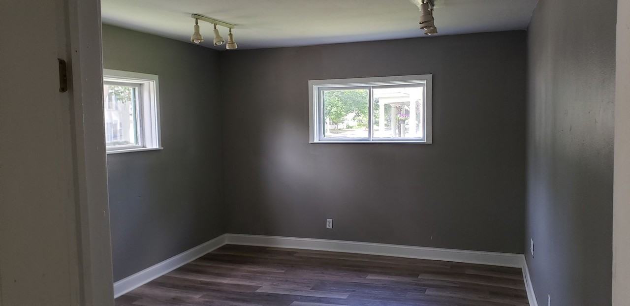 317 N 4th Avenue - Photo 5 of 5