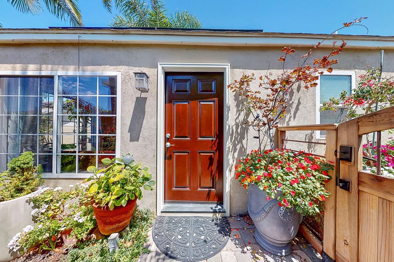251 Avenida Rosa - Photo 4 of 21