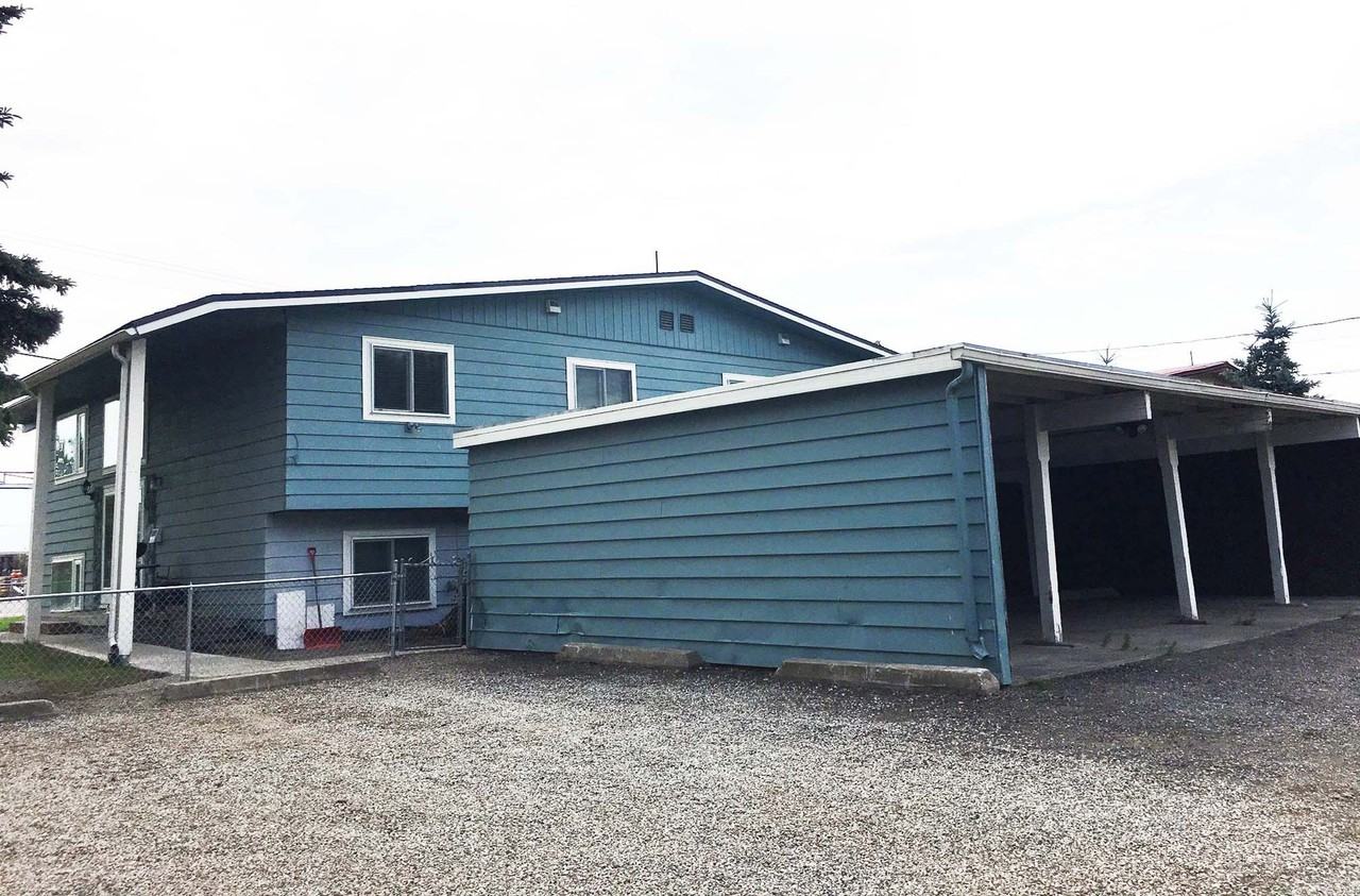 800 W 56th Avenue - Photo 3 of 6