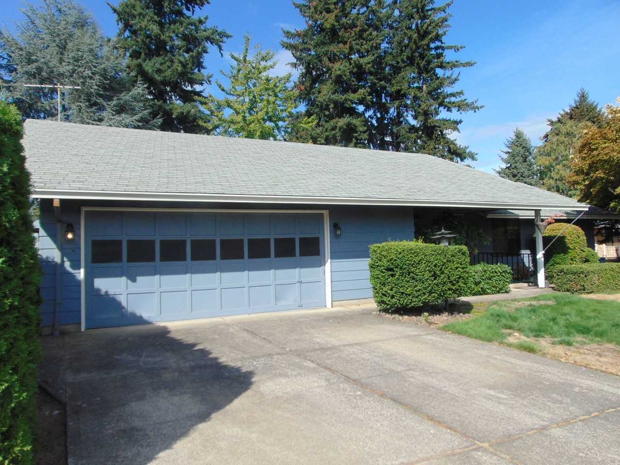 10218 Ne 9th St - Photo 2 of 37