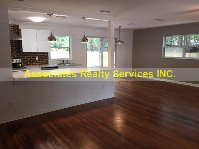 700 Nw 19th Ave - Photo 3 of 20