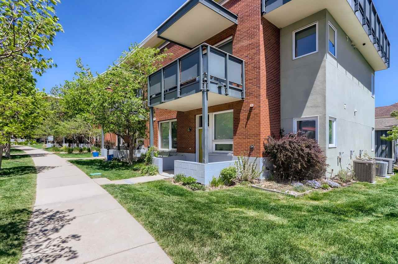 4650 Holiday Dr #203 - Photo 6 of 26