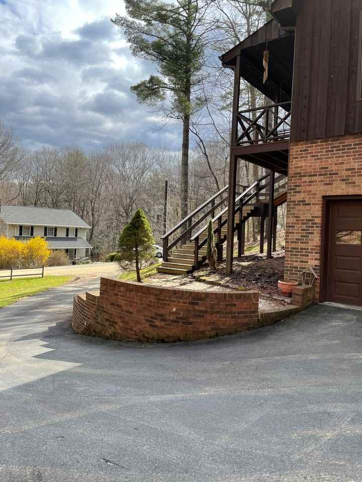 183 Rhododendron Ln - Photo 7 of 50