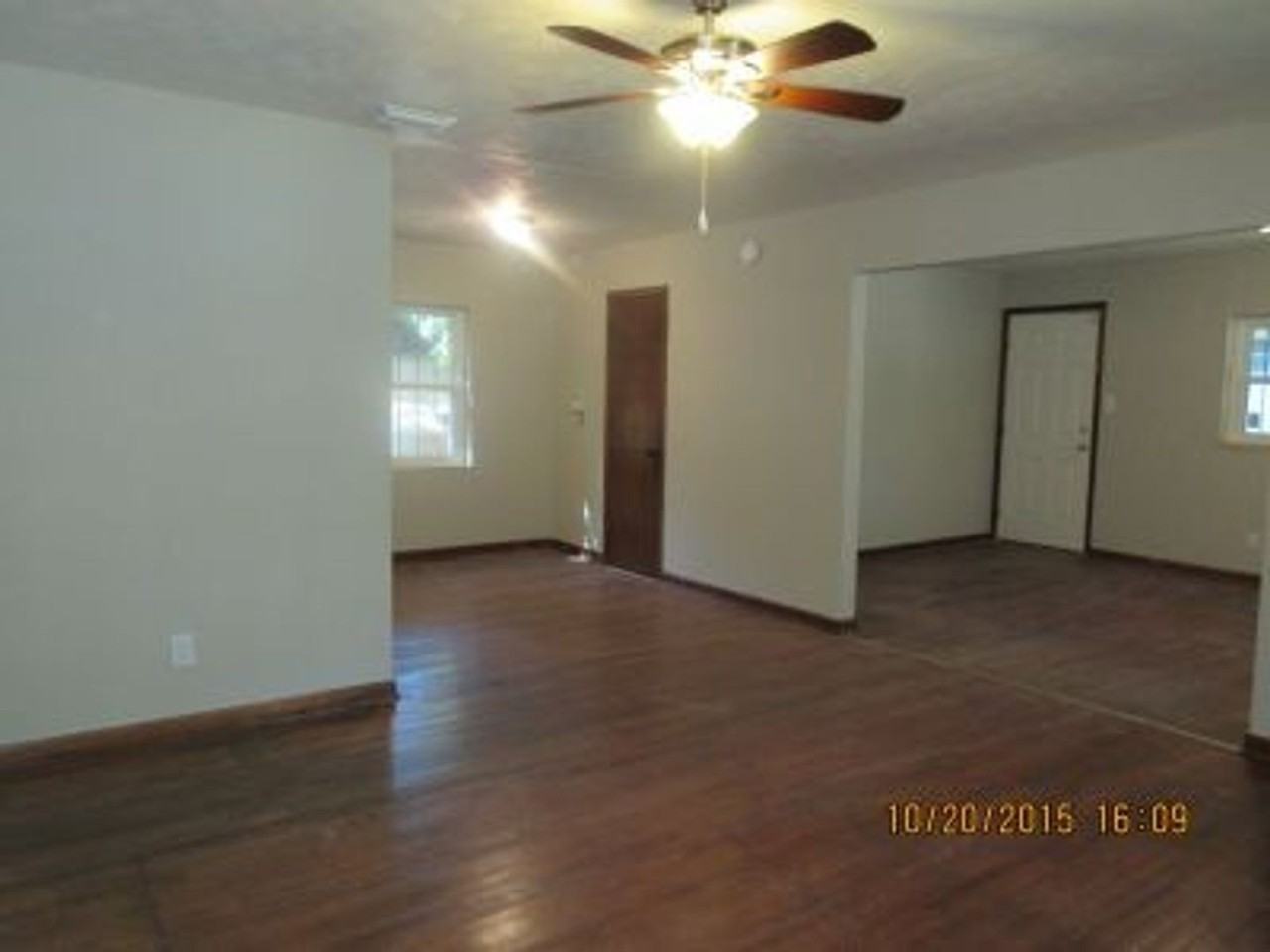 832 Arkansas St - Photo 2 of 9