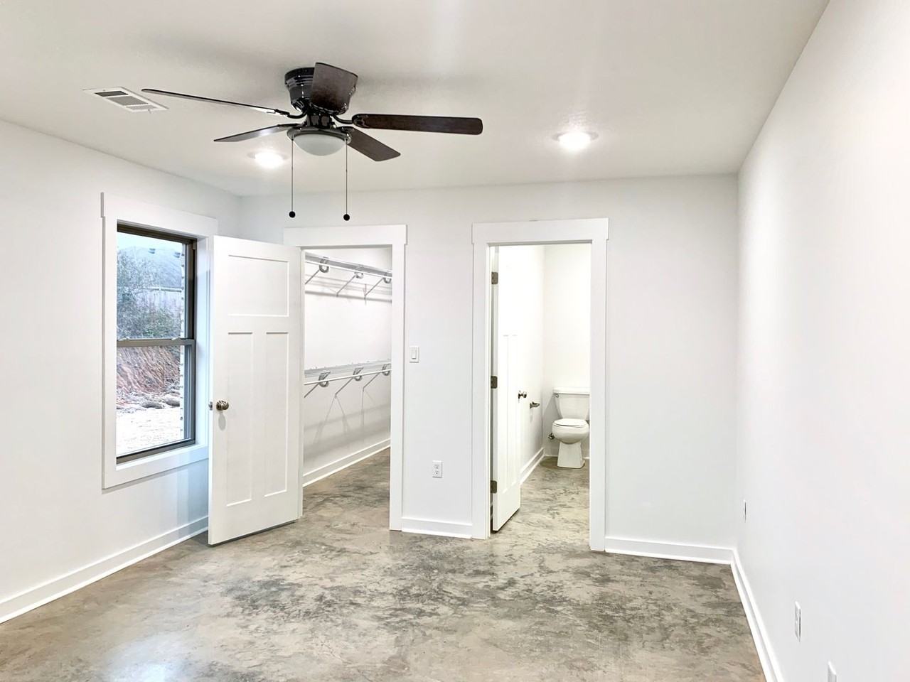 260 Wolf Den Ln - Photo 5 of 15