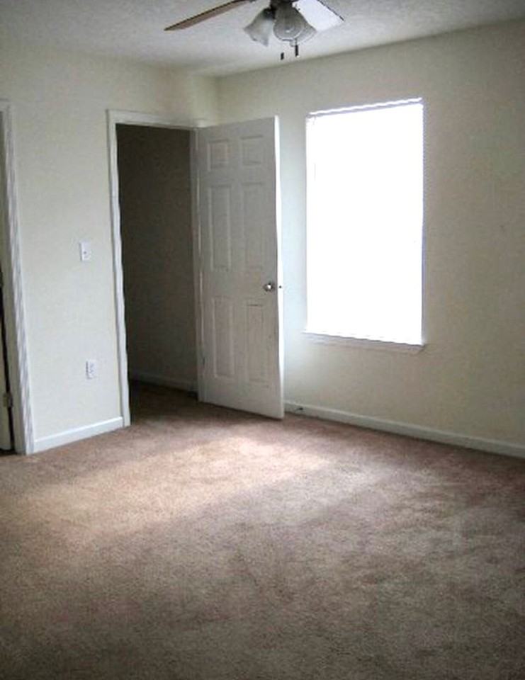 129 Earle Taylor Ln - Photo 7 of 9