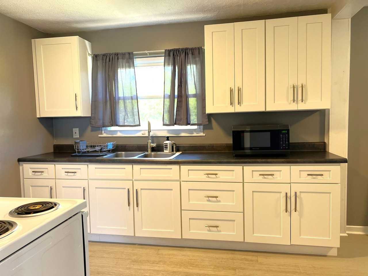2638 Rahn Ave - Photo 2 of 11