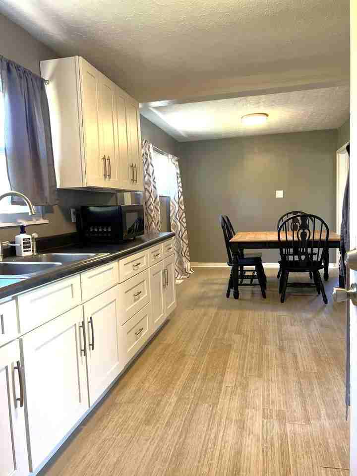 2638 Rahn Ave - Photo 3 of 11
