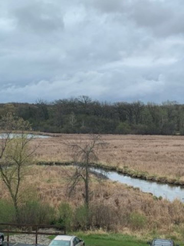 River Oaks Apartments, Hartland WI - Photo 3 of 43