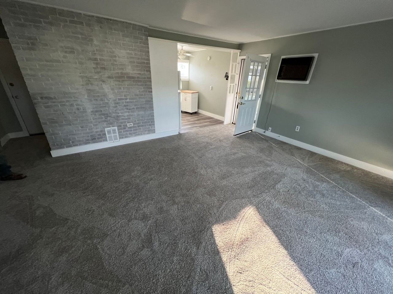 15 Catalpa Ln - Photo 5 of 11