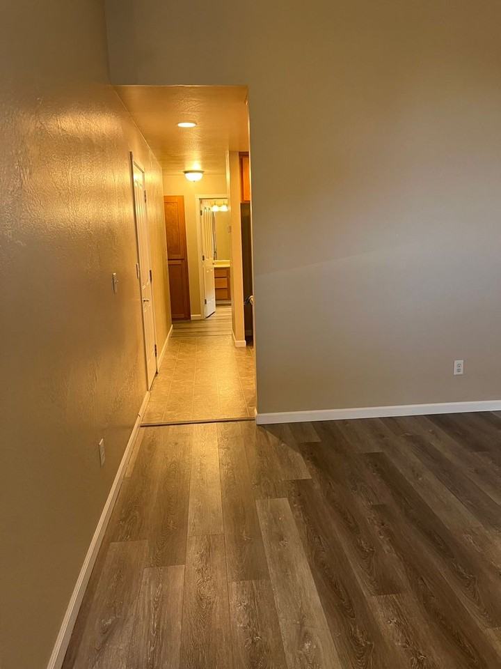 310 Live Oak Loop - Photo 5 of 18