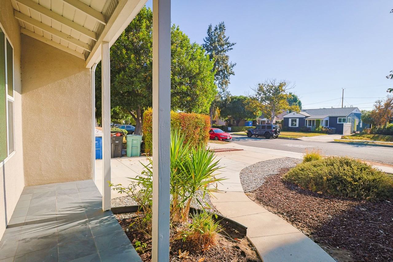 844 N Lima St - Photo 2 of 48