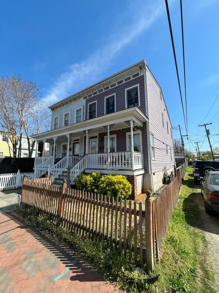 807 Spring St - Photo 2 of 50