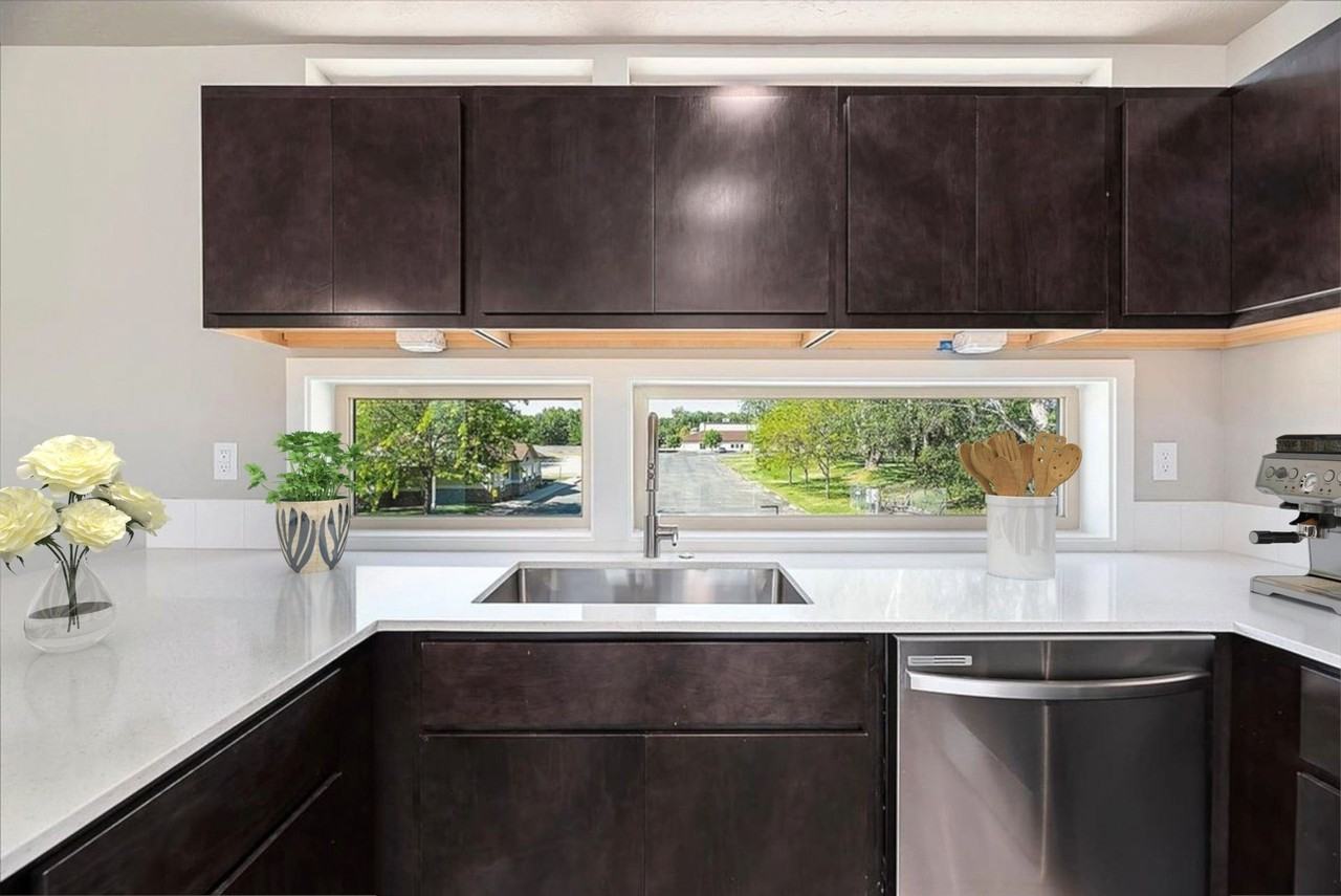 Riverscape Townhomes - Photo 7 of 14