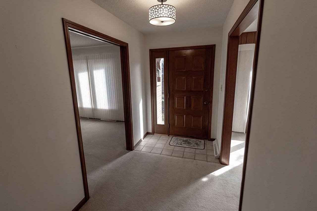 401 Cedar Ln - Photo 2 of 41